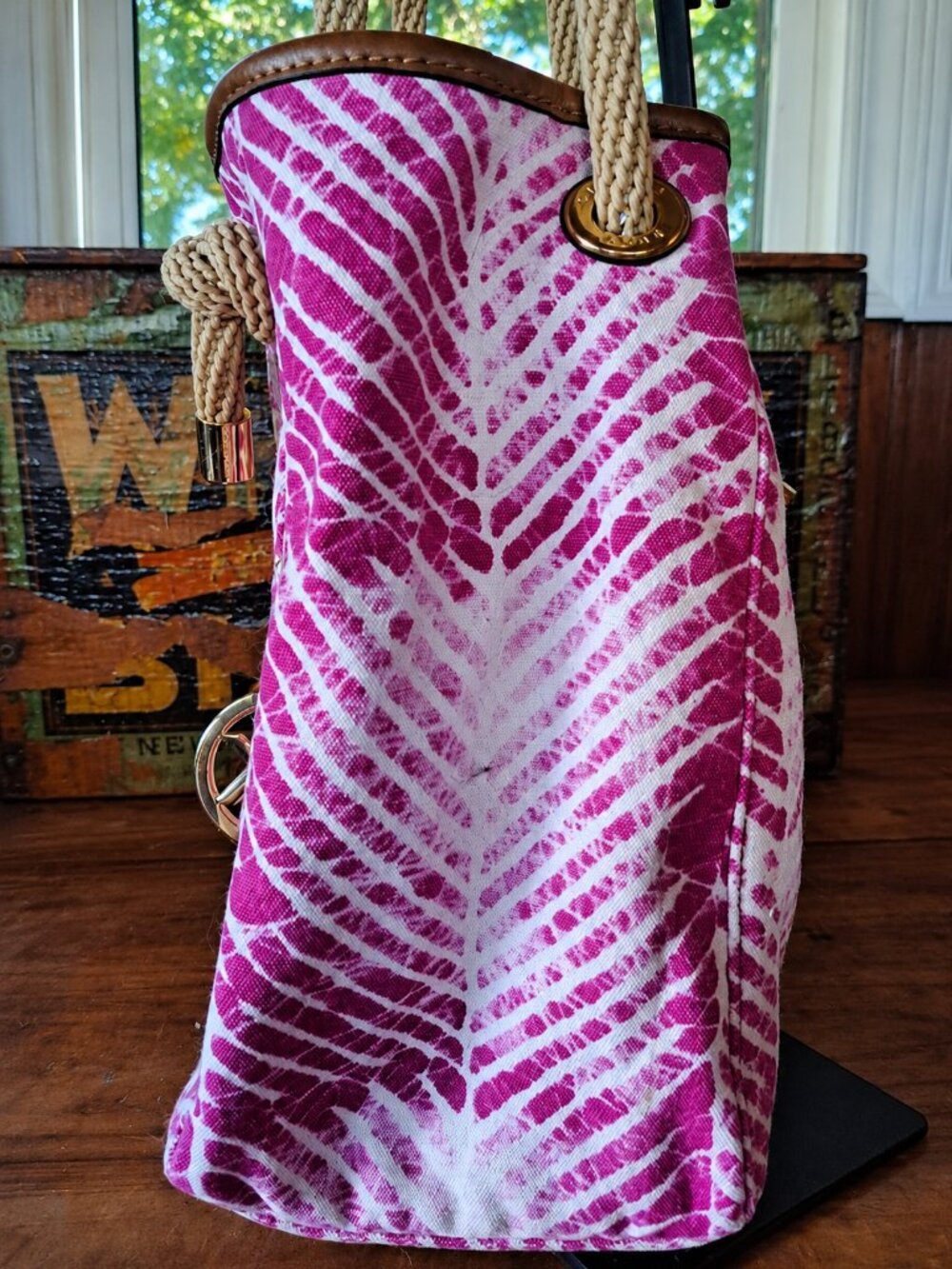 Michael Kors Marina Tote Cobweb Raspberry Pink White Canvas Tropical Tie Dye - Picture 3 of 13